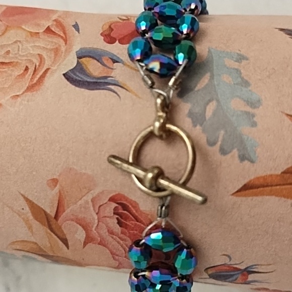 Vintage Brass Wire Woven Iridescent Green Faceted Beads Toggle Clasp - Picture 5 of 11